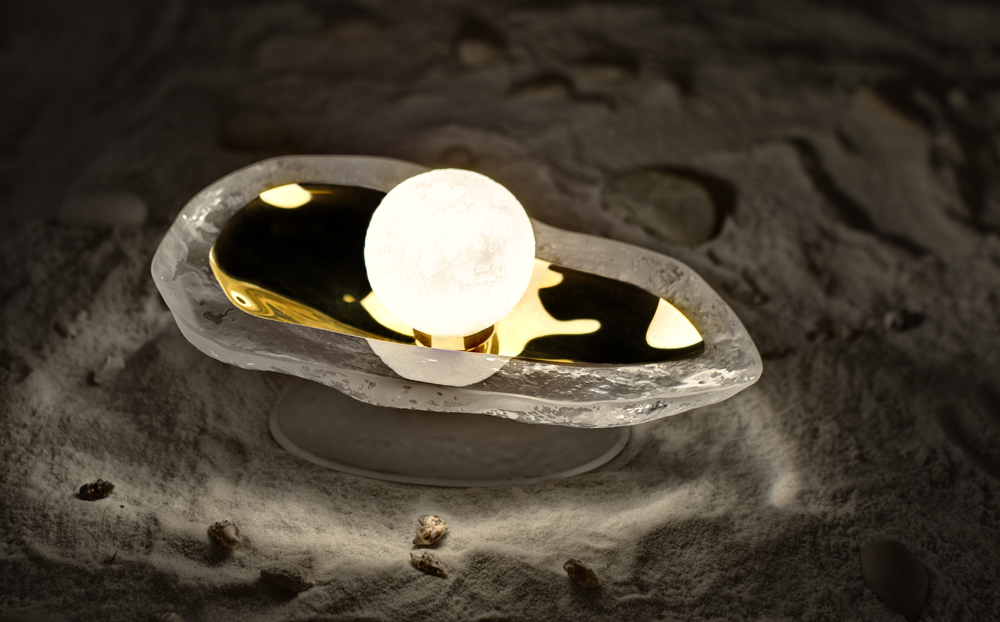 Seashell 4 1 31 gold opal table lamp 1