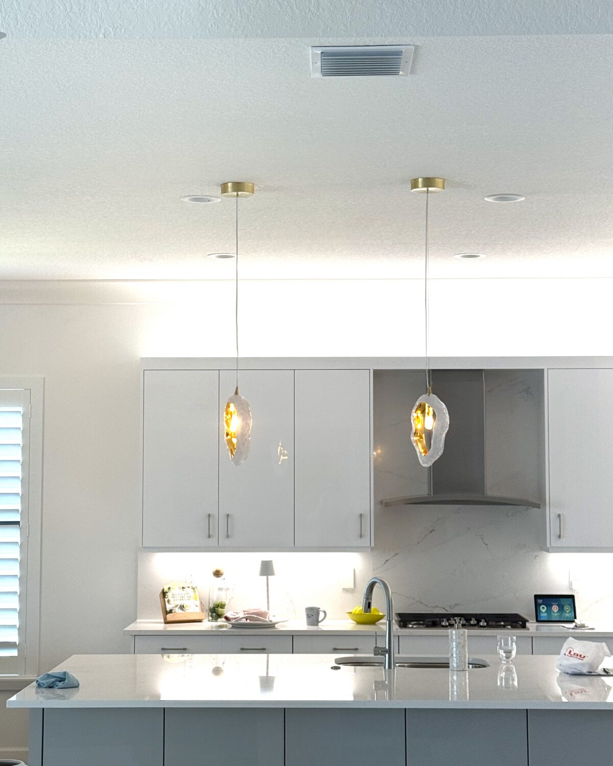 Seashel above of the kitchen island